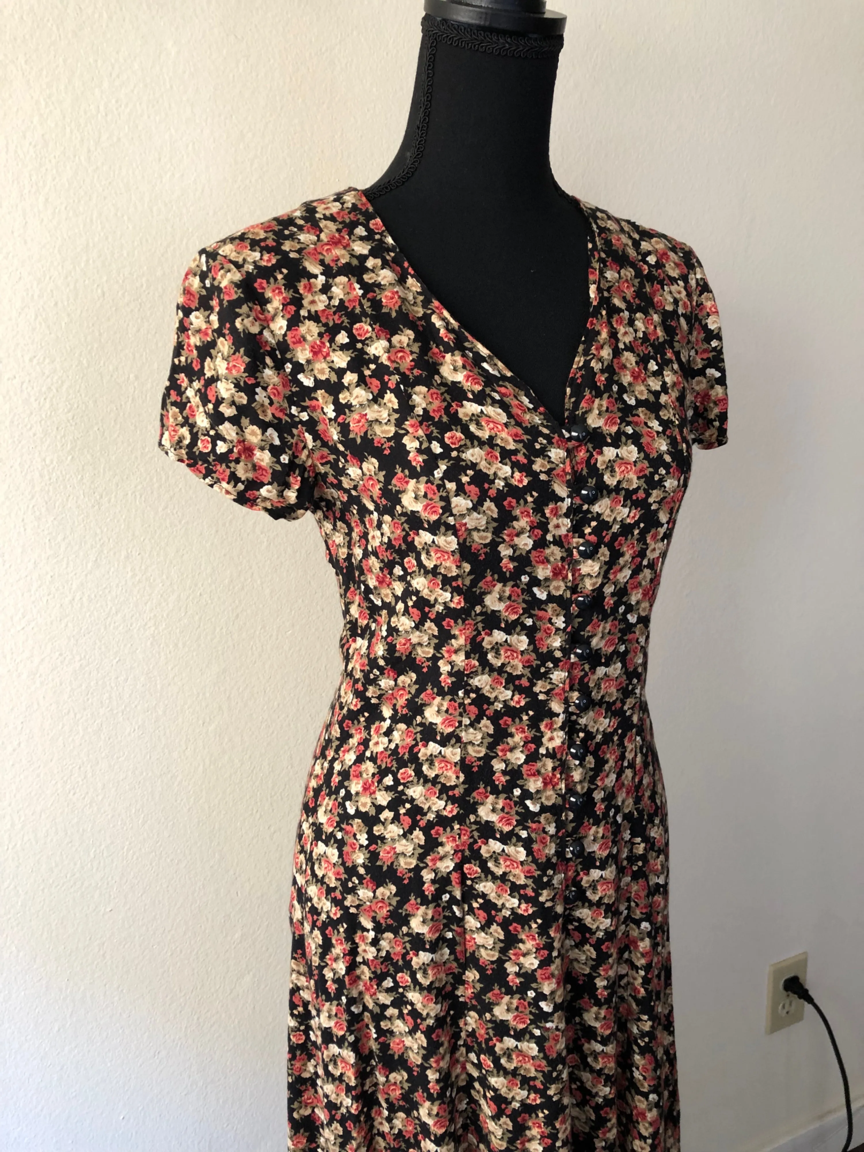 '90’s Grunge Floral Maxi Dress with Cinch Tie Back by Hana