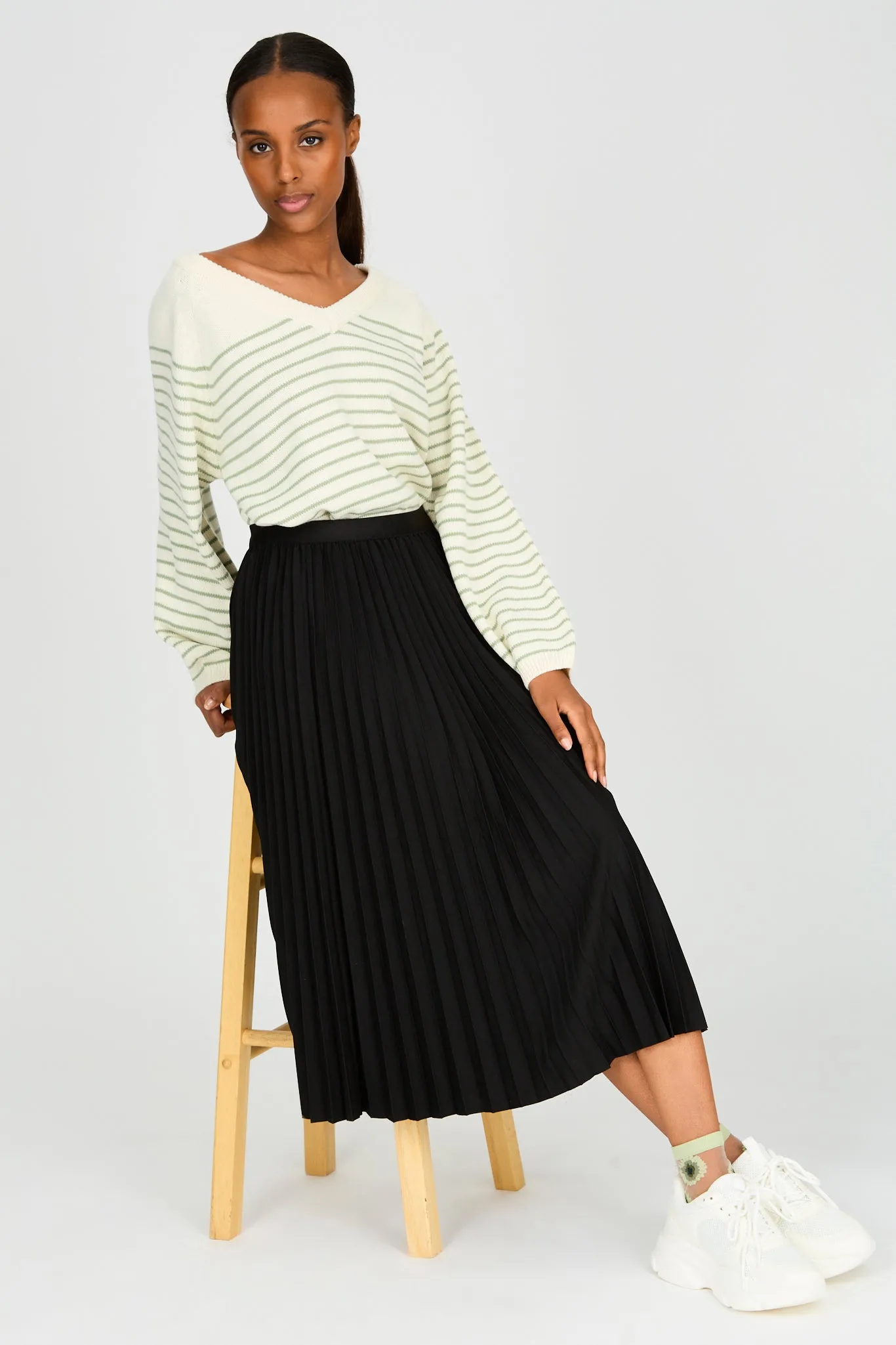 Black slinky pleated skirt