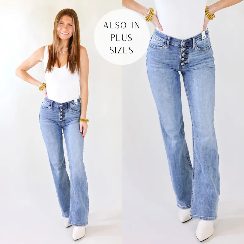 *Blemished* Last Chance Size 0, 20W, 22W & 24W | Judy Blue | Venture Out Button Fly Bootcut Jeans in Light-Medium Wash