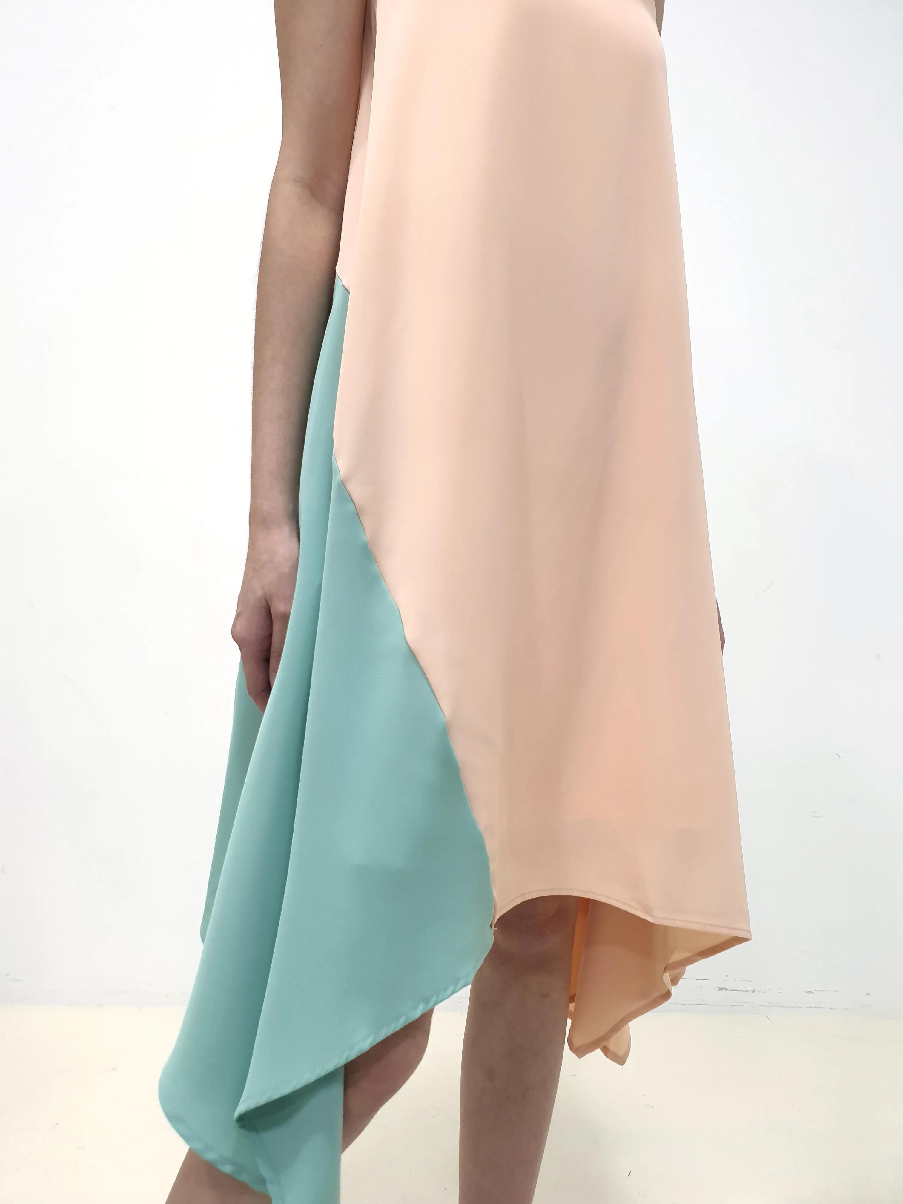 Colourblock Handkerchief Swing Dress - Peach (Non-returnable)