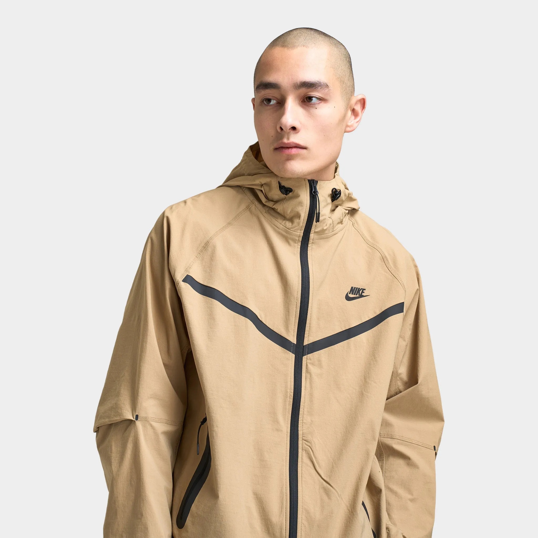Nike Tech Woven Full Zip Windrunner Jacket Parachute Beige / Parachute Beige - Black
