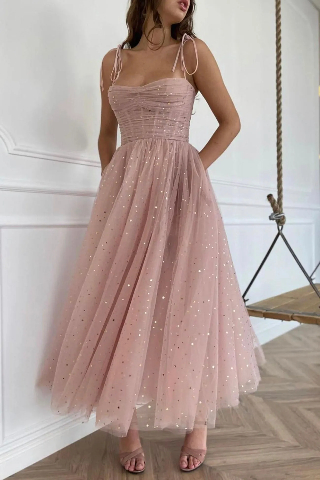 Pink Spaghetti Strap Tulle Short A-Line Prom Dress