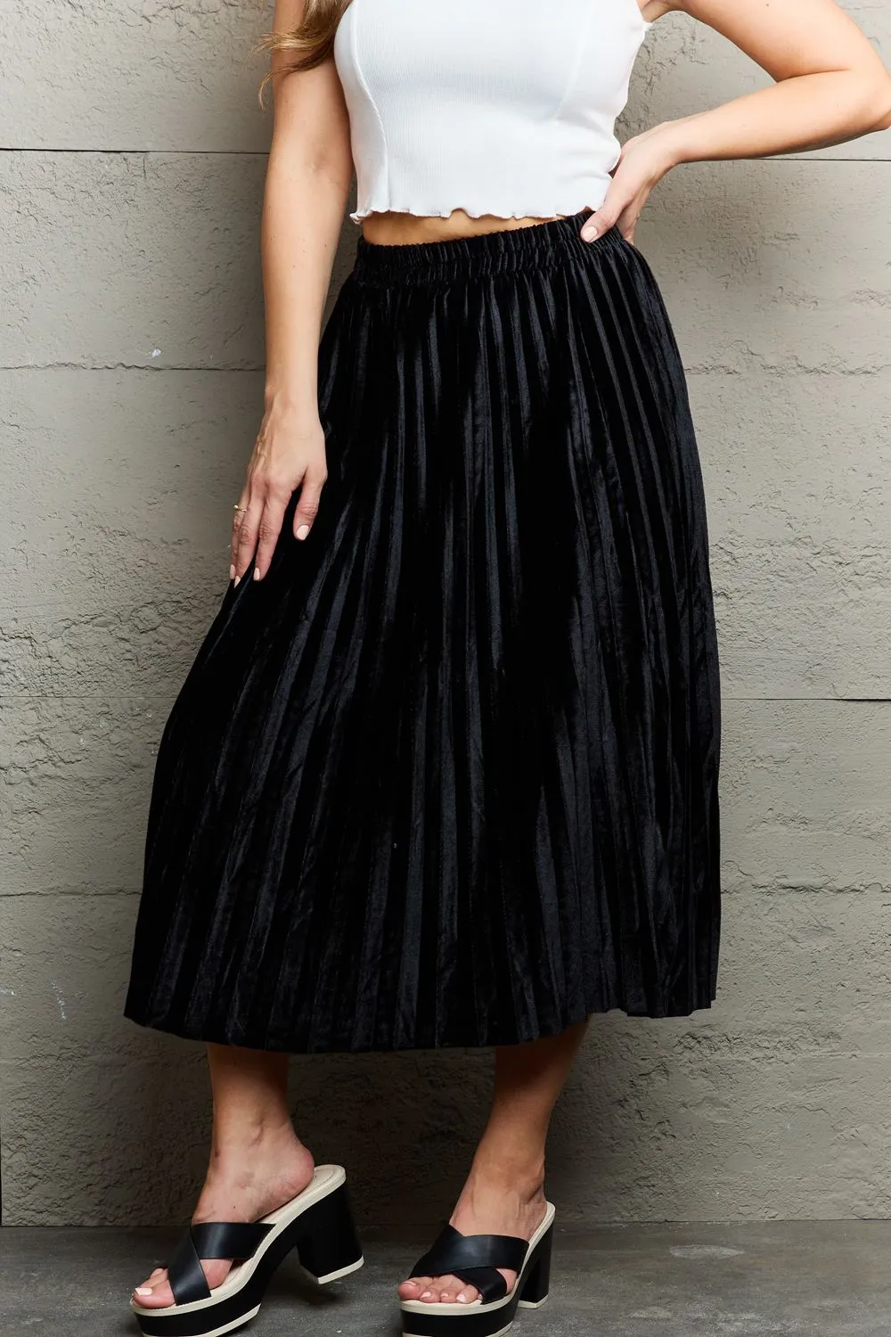 Pleated Flowy Midi Skirt