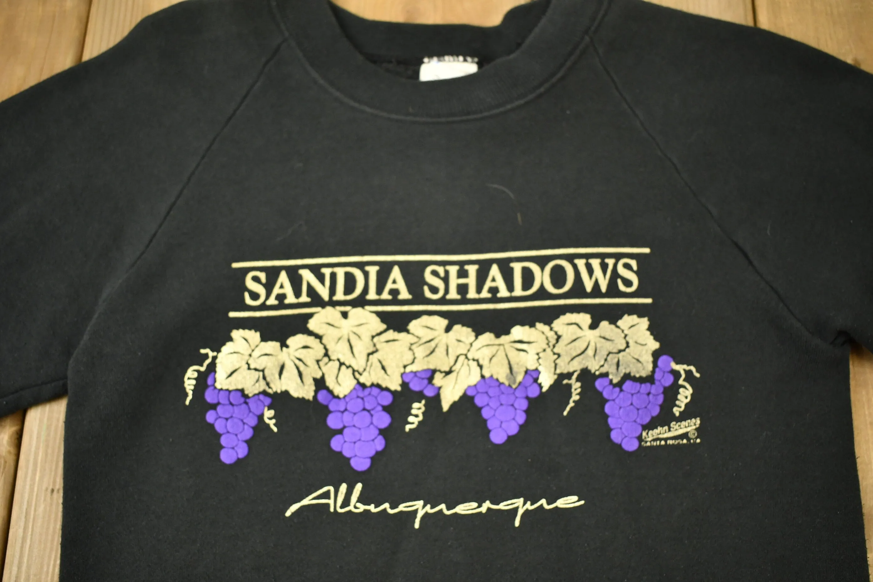 Vintage 1980s Sandia Shadows Albuquerque Raglan Crewneck Sweatshirt