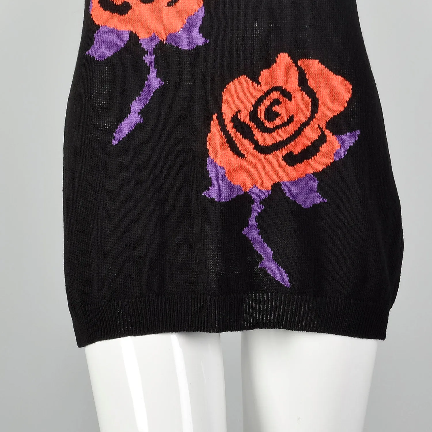 XS Gianni Versace Spring Summer 1988 Black Novelty Sweater