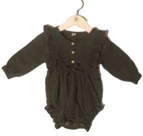 YOUNGER TREE GREEN LINEN RUFFLE ONESIE (SZ 3T)