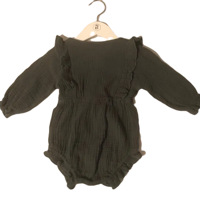 YOUNGER TREE GREEN LINEN RUFFLE ONESIE (SZ 3T)